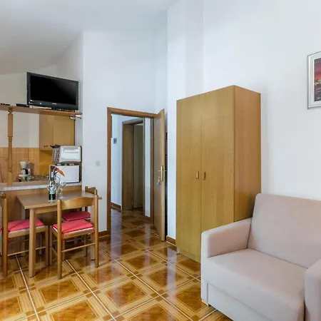 Studio Apartmani Marcela Poreč Exterior foto