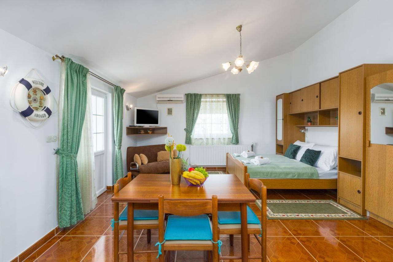 Marcela Apartment