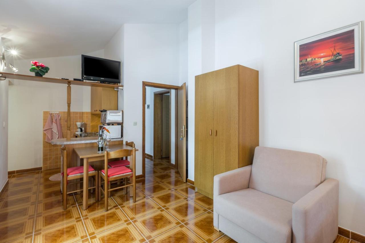Marcela Apartment *